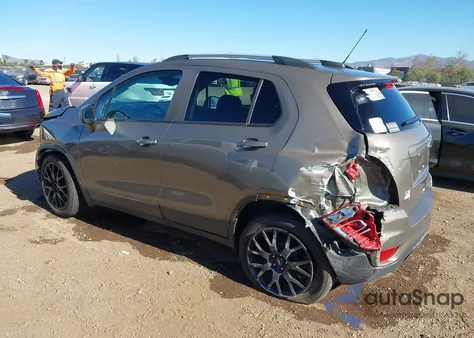2021 Chevrolet Trax Fwd Lt z USA, uszkodzony, nr VIN KL7CJLSB2MB346469